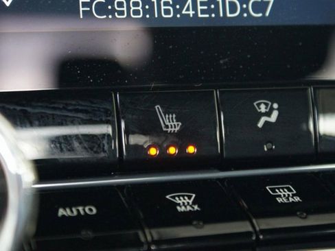 New 2024 Chevrolet Colorado LT w/ LT Convenience Package III image 4