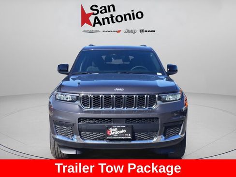 New 2025 Jeep Grand Cherokee L Laredo w/ Luxury Tech Group I RWD image 3