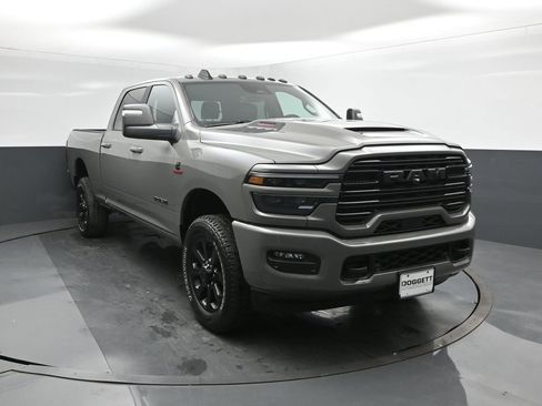 New 2026 RAM 2500 Laramie w/ Night Edition AWD/4WD image 22