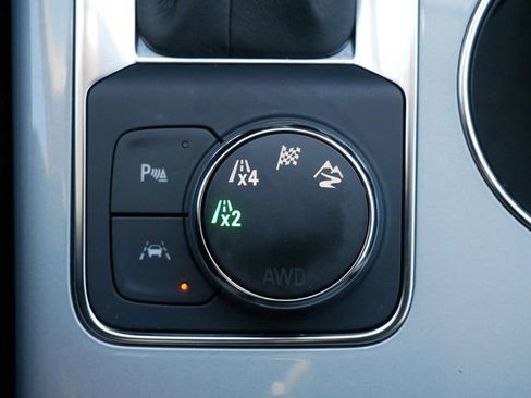 Used 2023 Chevrolet Blazer LT w/ Convenience Package image 25