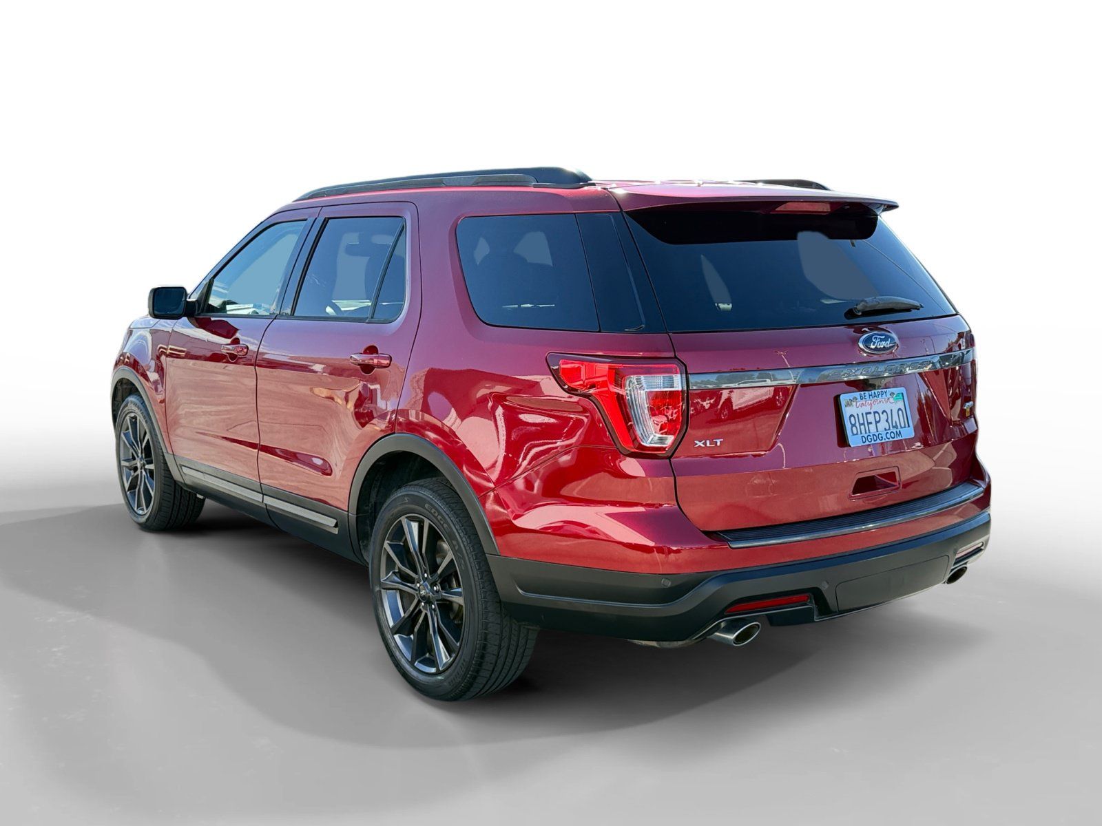Used 2018 Ford Explorer XLT w/ Equipment Group 202A AWD/4WD image 3
