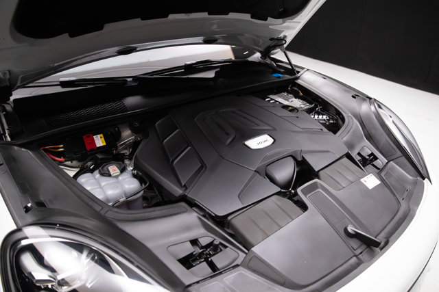 Used 2021 Porsche Cayenne AWD/4WD image 36