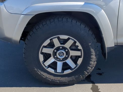 Used 2021 Toyota 4Runner TRD Off-Road Premium image 13