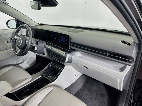 Used 2024 Hyundai Kona Limited AWD/4WD image 29
