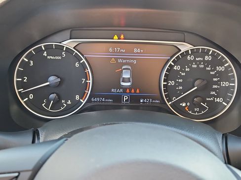 Used 2024 Nissan Altima 2.5 SV FWD image 24