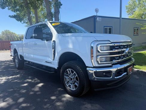 Used 2025 Ford F250 Lariat w/ FX4 Off-Road Package AWD/4WD image 1