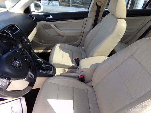 Used 2014 Volkswagen Jetta TDI FWD image 10