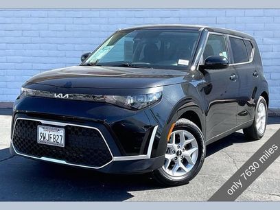 Used 2025 Kia Soul LX w/ LX Technology Package