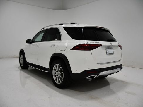 Used 2024 Mercedes-Benz GLE 450e 4MATIC image 3