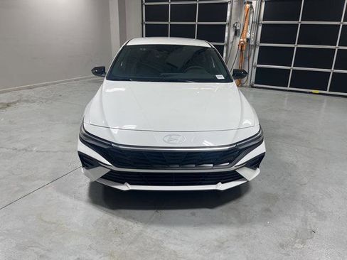 New 2025 Hyundai Elantra Sport image 2