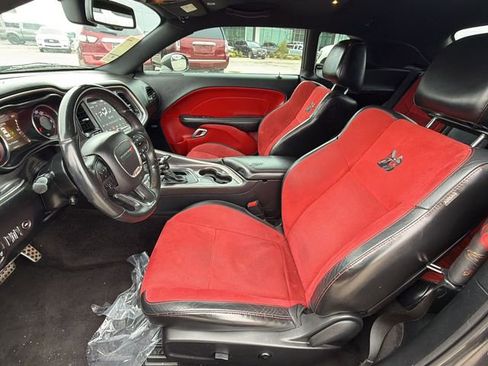 Used 2018 Dodge Challenger R/T Scat Pack image 16