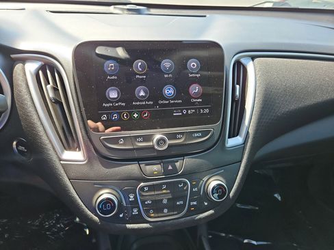 Used 2024 Chevrolet Malibu LT FWD image 11