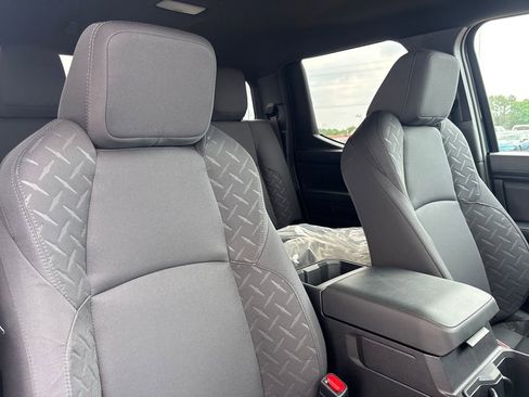 New 2026 Toyota Tacoma SR AWD/4WD image 17