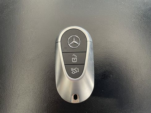 New 2026 Mercedes-Benz GLC 300 4MATIC image 23