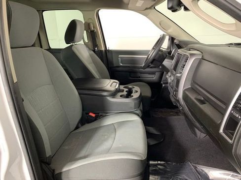 Used 2022 RAM 1500 Classic SLT w/ Electronics Group AWD/4WD image 23