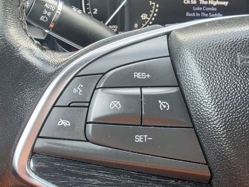 Used 2023 Cadillac XT5 Premium Luxury AWD/4WD image 18