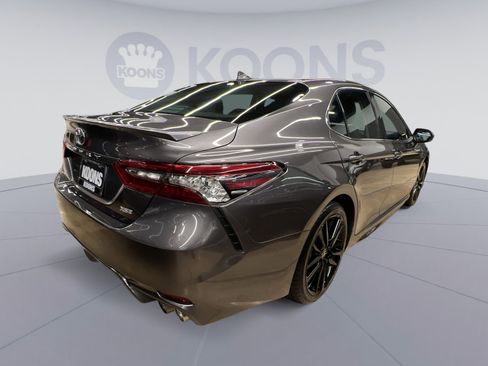 Used 2023 Toyota Camry XSE image 5