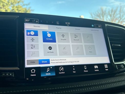 Used 2023 Chrysler Pacifica Limited FWD image 24