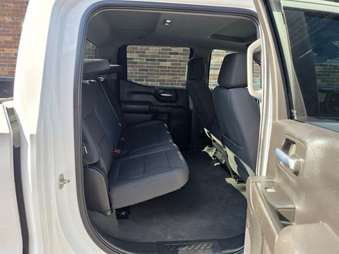 Used 2022 Chevrolet Silverado 1500 Custom AWD/4WD image 24