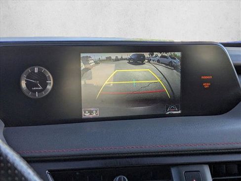 Used 2019 Lexus UX 200 F Sport w/ F Sport Premium Package FWD image 13