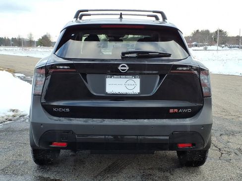 New 2026 Nissan Kicks SR w/ Cold Weather Package AWD/4WD image 5