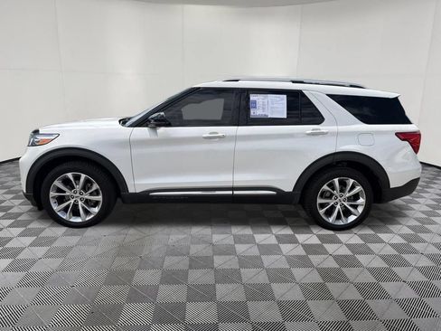 Used 2023 Ford Explorer Platinum w/ Technology Package AWD/4WD image 4
