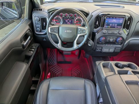 Used 2021 Chevrolet Silverado 1500 RST AWD/4WD image 17