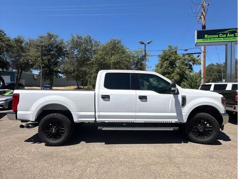 Used 2018 Ford F250 XLT w/ XLT Value Package AWD/4WD image 9