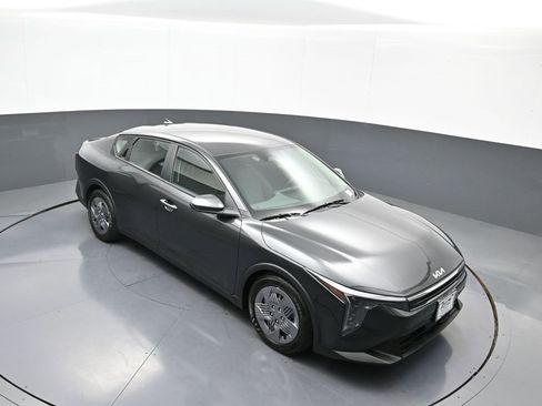Certified 2025 Kia K4 LX image 35