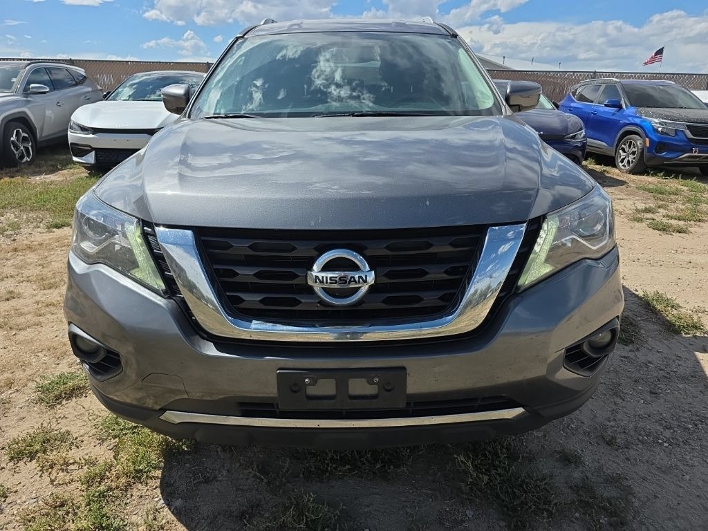 Used 2017 Nissan Pathfinder SV w/ Trailer Tow Package AWD/4WD image 8