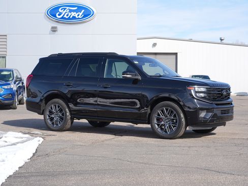Used 2025 Ford Expedition Platinum w/ Stealth Performance Package image 2
