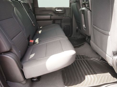 Used 2024 Chevrolet Silverado 2500 Custom w/ Custom Value Package AWD/4WD image 15