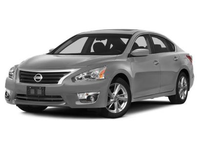 Used 2015 Nissan Altima 2.5 SV