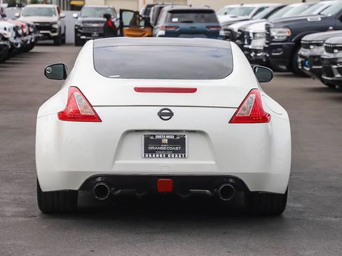 Used 2013 Nissan 370Z Coupe w/ Sport Pkg RWD image 5