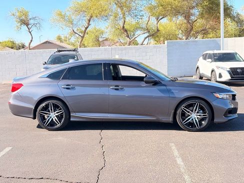 Used 2022 Honda Accord Touring image 7