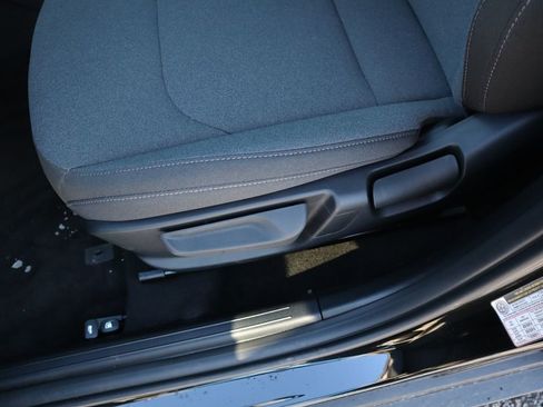 New 2025 Kia K4 LXS image 18