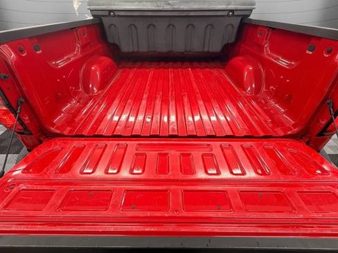 Used 2018 Chevrolet Silverado 1500 Custom w/ Custom Value Package RWD image 16