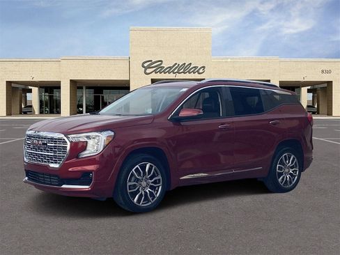 Used 2023 GMC Terrain Denali image 33