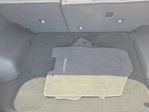 Used 2021 Hyundai Tucson Value w/ Cargo Package FWD image 6
