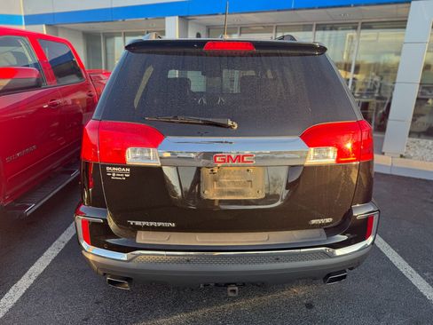 Used 2017 GMC Terrain SLT w/ Open Road Package image 8