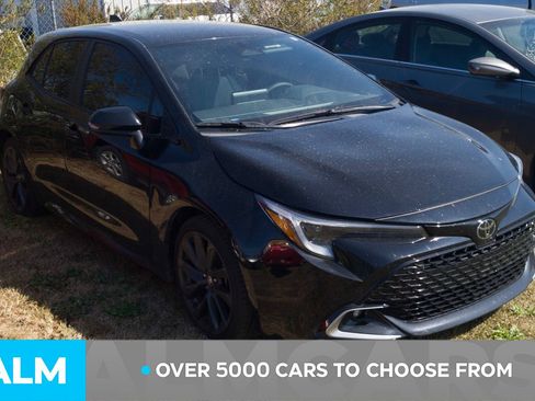 Used 2025 Toyota Corolla XSE image 2