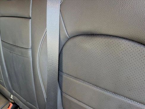 Used 2022 Mercedes-Benz GLC 300 image 15