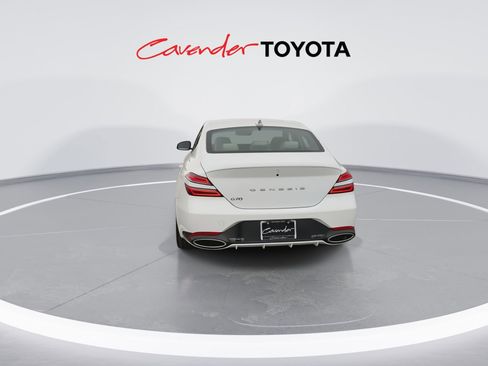 Used 2025 Genesis G70 2.5T image 7