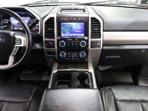 Used 2021 Ford F350 Lariat w/ Lariat Ultimate Package AWD/4WD image 7
