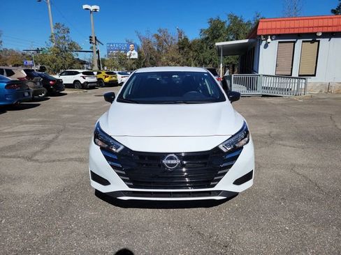 Used 2025 Nissan Versa S w/ Trunk Package image 5
