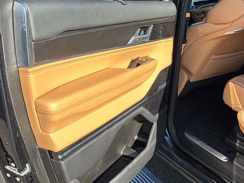 Certified 2025 Jeep Grand Wagoneer L Series III w/ Quick Order Packagew 28T AWD/4WD image 24