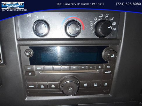 Used 2016 GMC Savana 3500 image 18