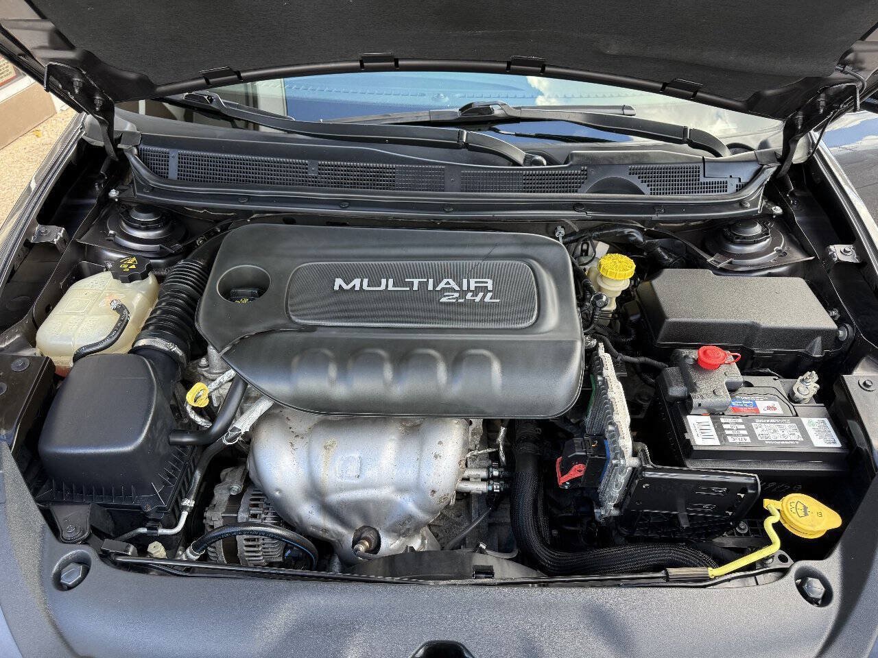 Used 2015 Dodge Dart SXT FWD image 15