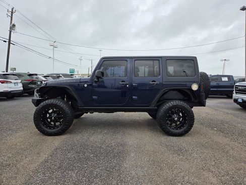 Used 2013 Jeep Wrangler Unlimited Sport AWD/4WD image 2