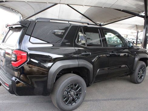 New 2026 Toyota 4Runner SR5 image 13